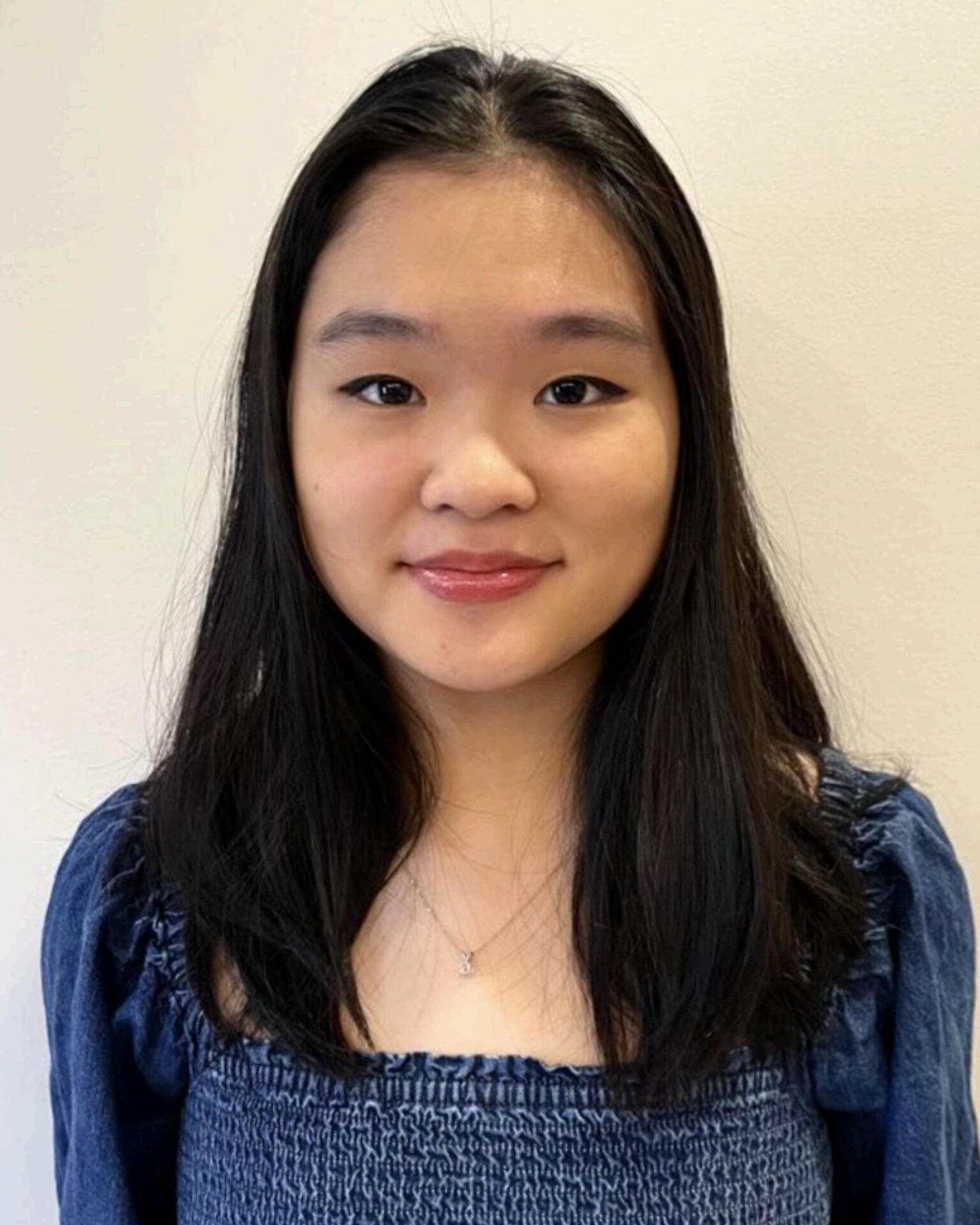 A headshot of Harvard undergraduate math concentrator Katherine Tung.